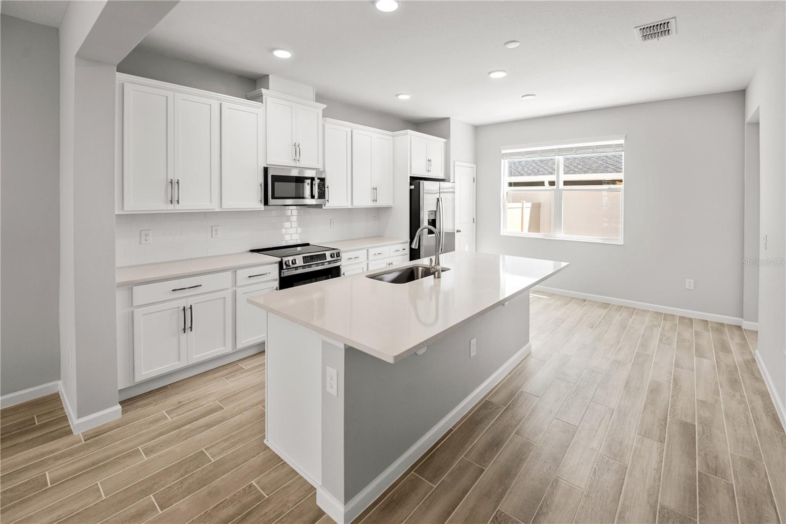 Image 6 of 28 For 1363 Mount Royal Drive