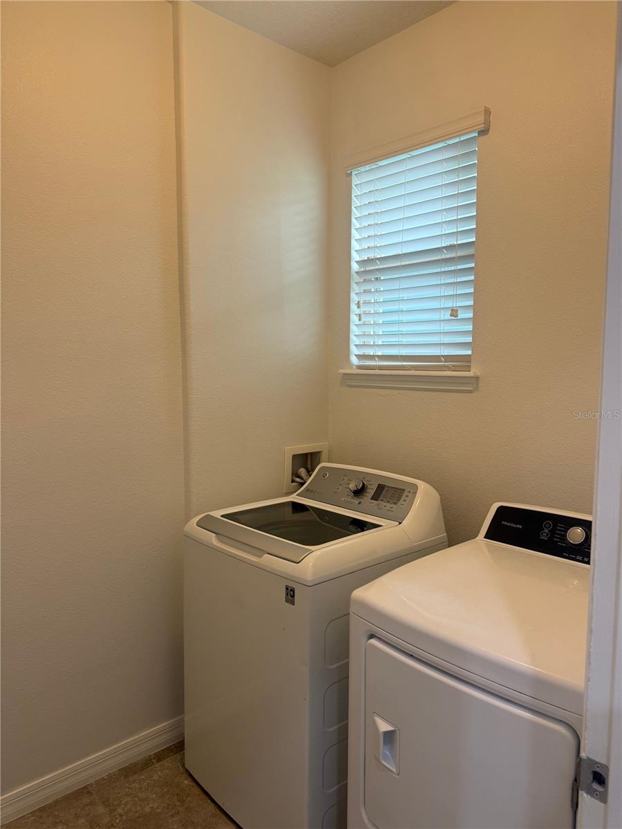 Image 16 of 45 For 16067 Pebble Bluff Loop