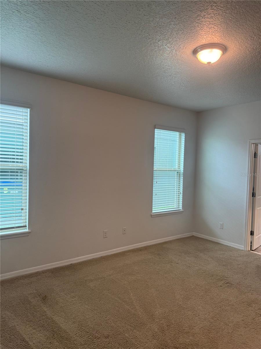 Image 19 of 45 For 16067 Pebble Bluff Loop