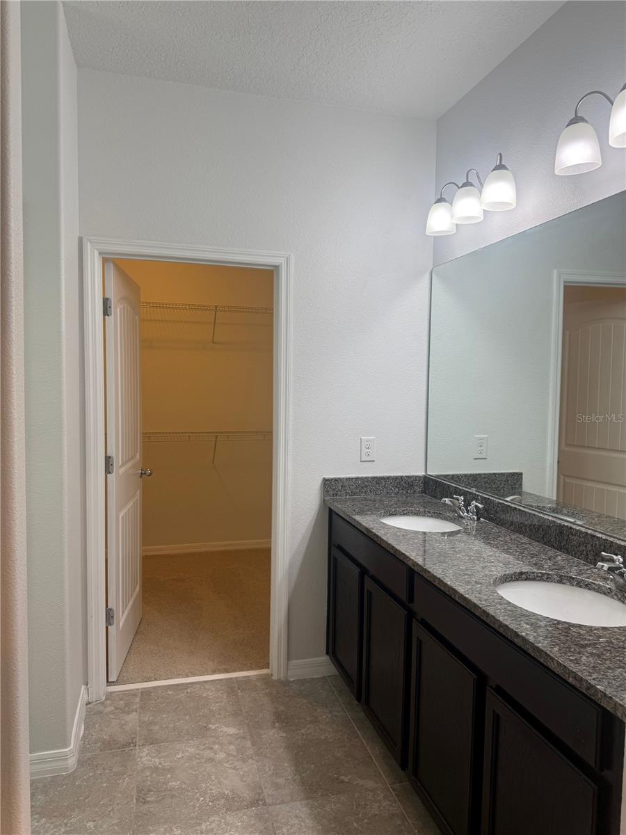 Image 22 of 45 For 16067 Pebble Bluff Loop