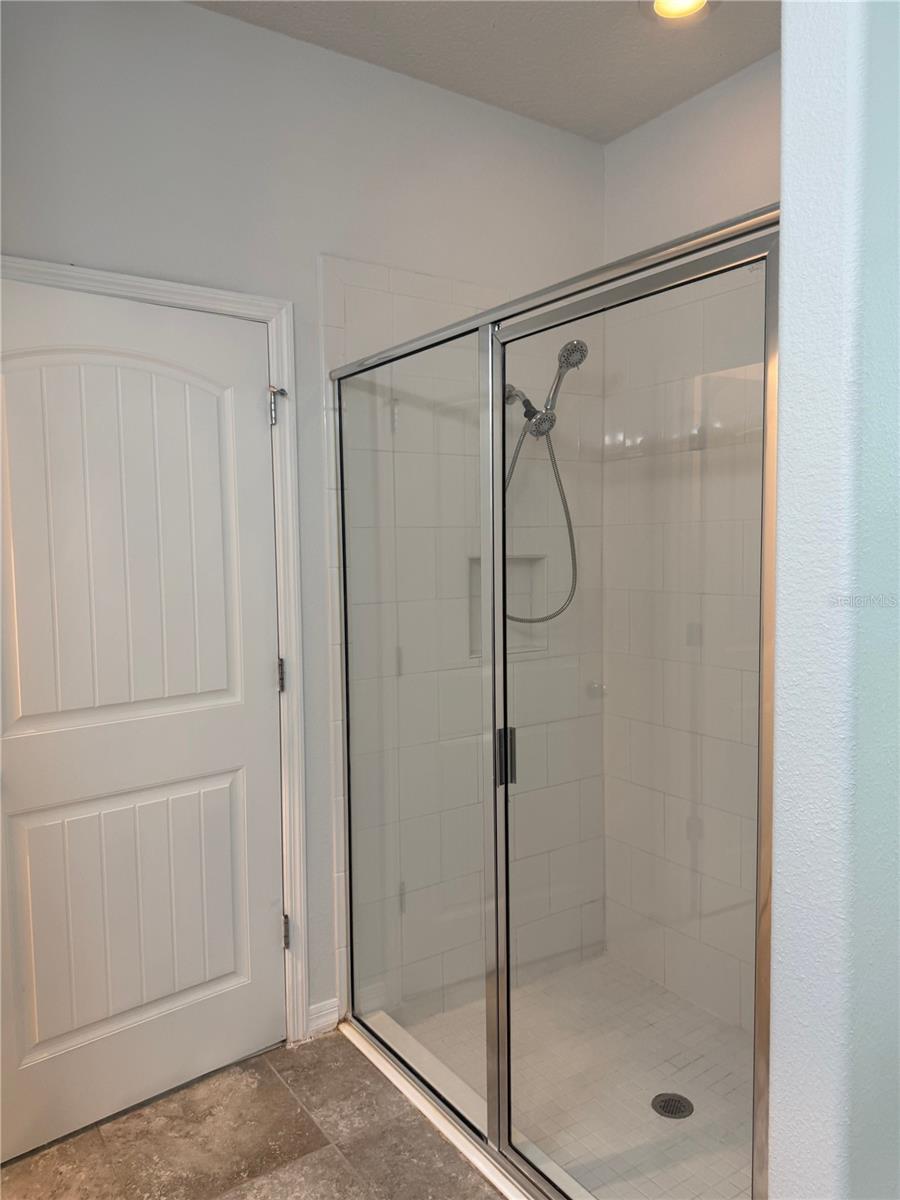 Image 23 of 45 For 16067 Pebble Bluff Loop