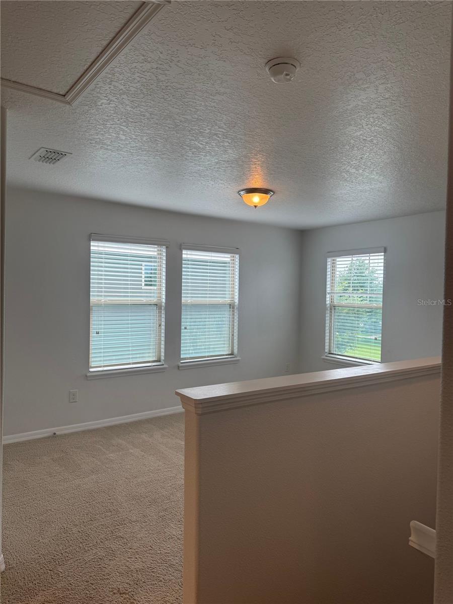 Image 25 of 45 For 16067 Pebble Bluff Loop