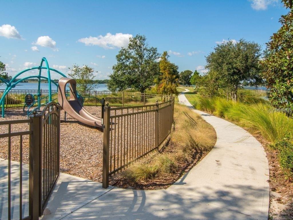 Image 37 of 45 For 16067 Pebble Bluff Loop