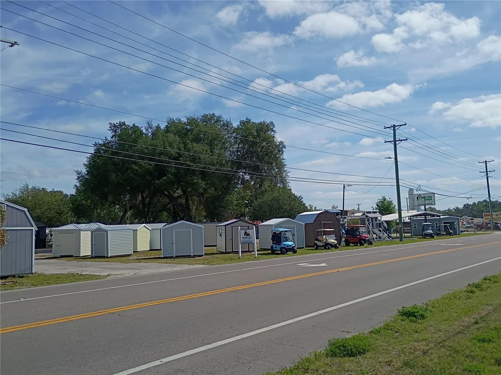 Listing photo id 3 for 2610 92 Highway