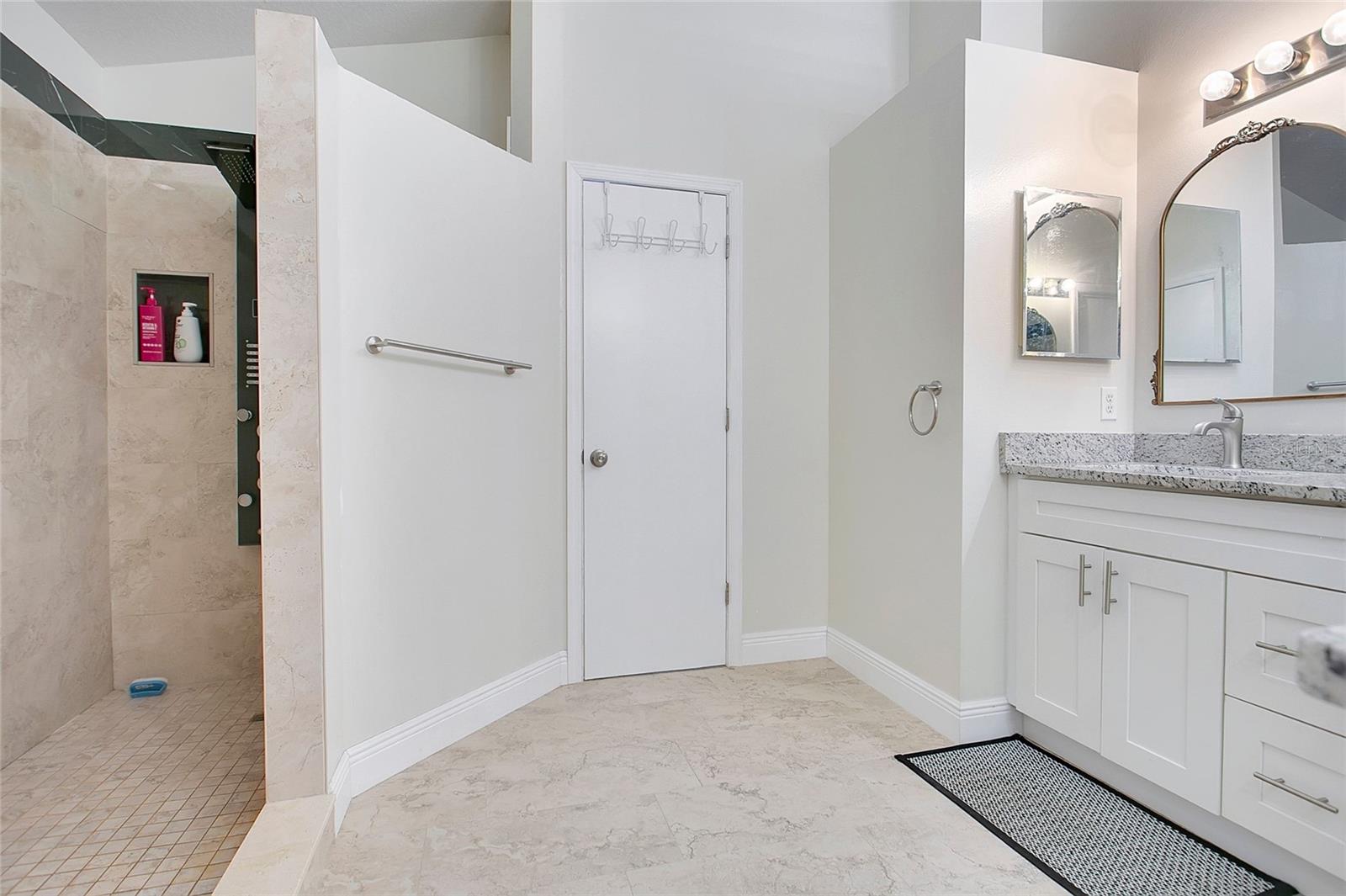 Image 17 of 26 For 3310 Sassaquin Court