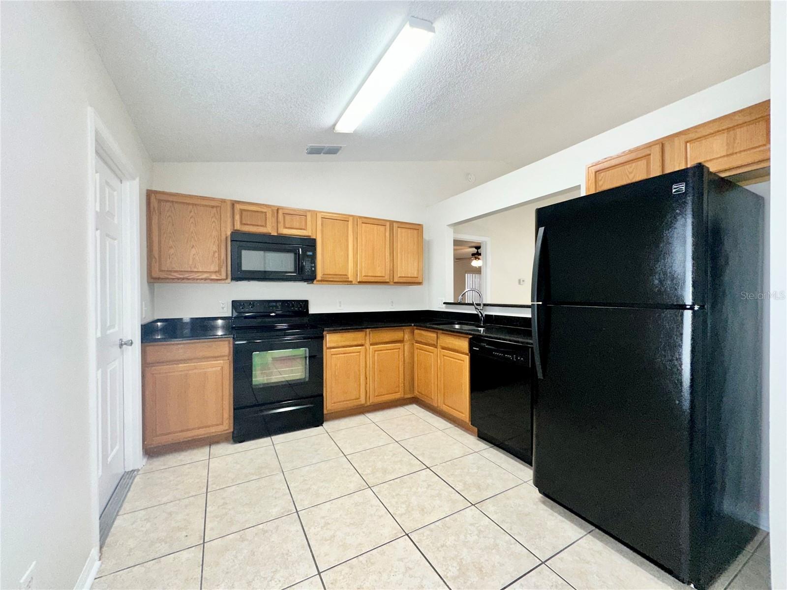 Image 11 of 13 For 602 Del Aire Court