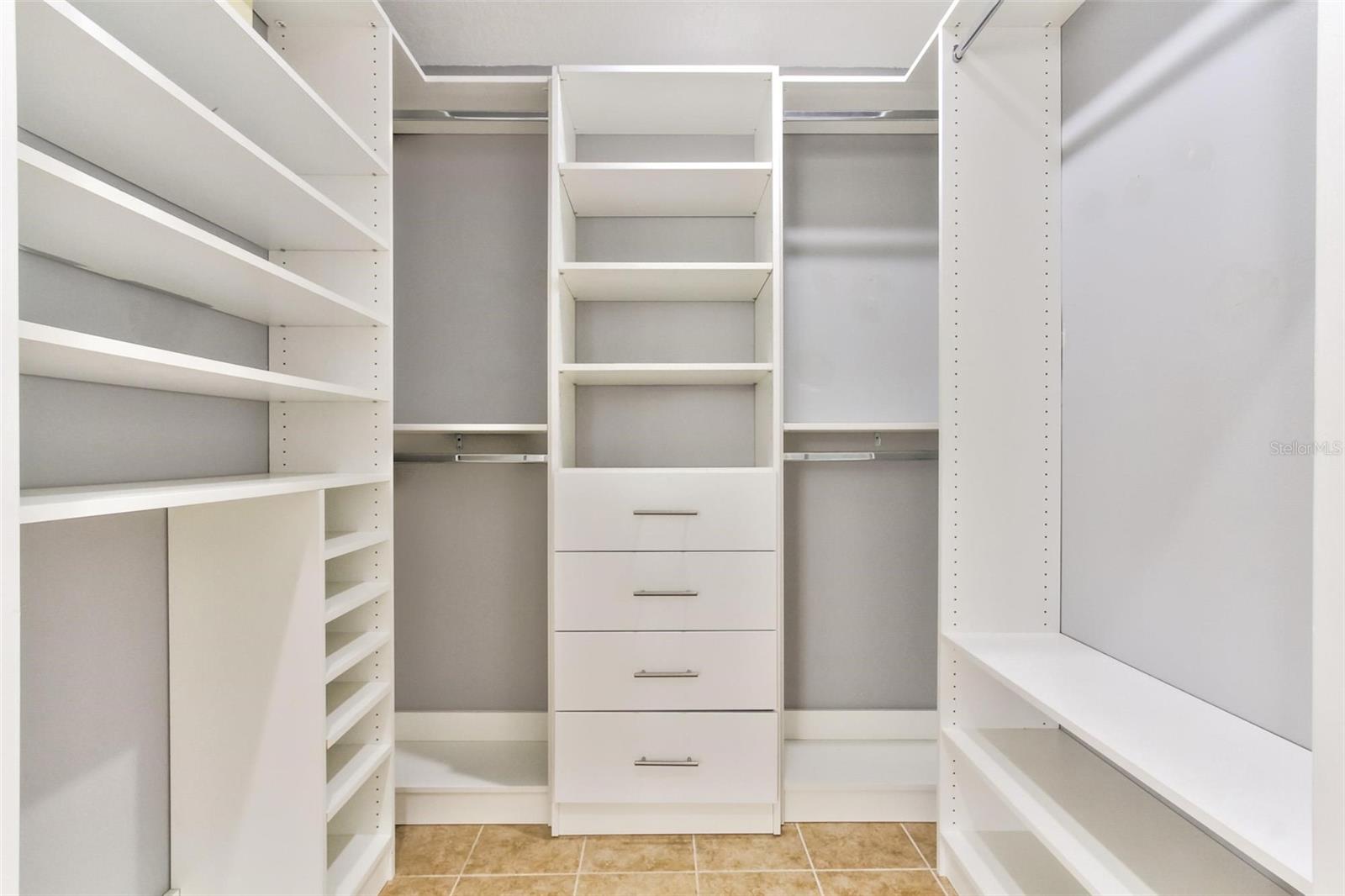 Image 23 of 36 For 12446 Bohannon Boulevard