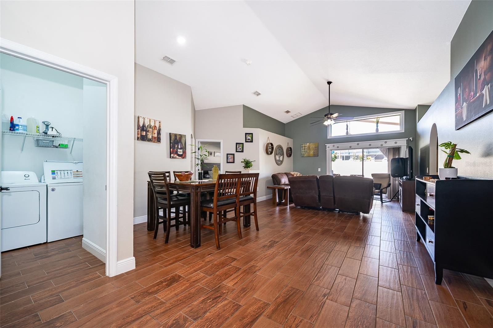 Image 10 of 32 For 3040 Rob Way