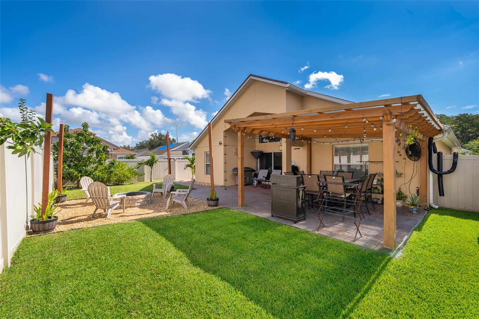 Image 30 of 32 For 3040 Rob Way