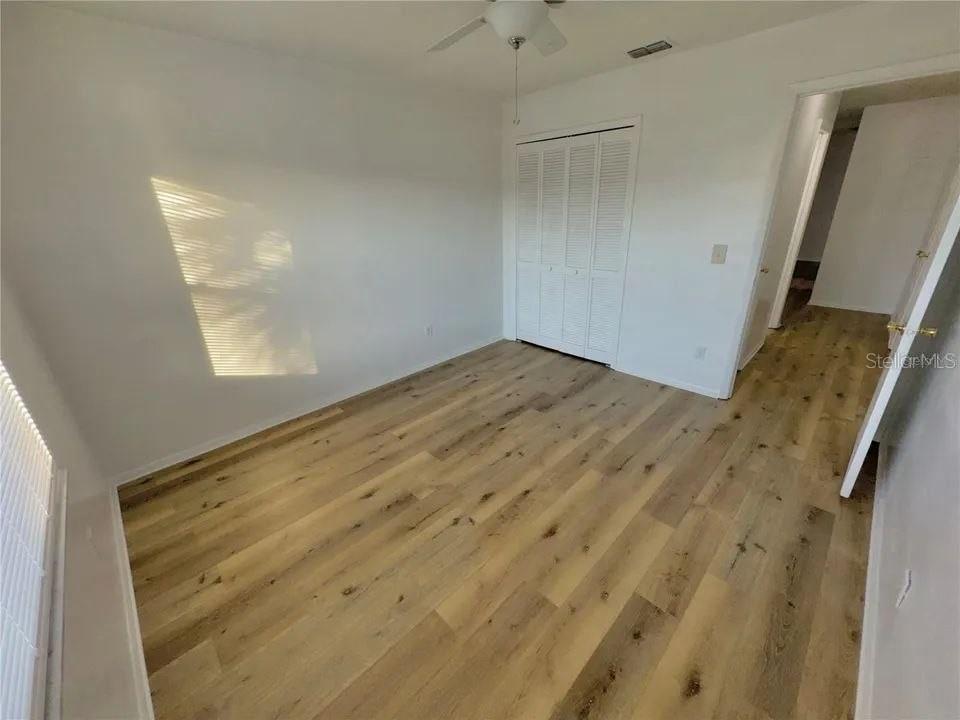 Image 15 of 27 For 9909 Sweepstakes Lane 4