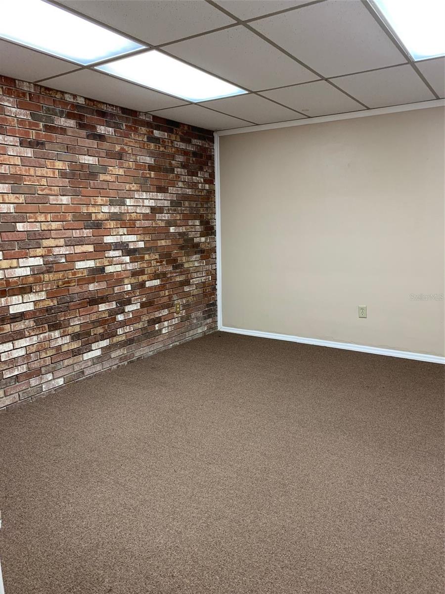 Image 9 of 10 For 104 Church Street