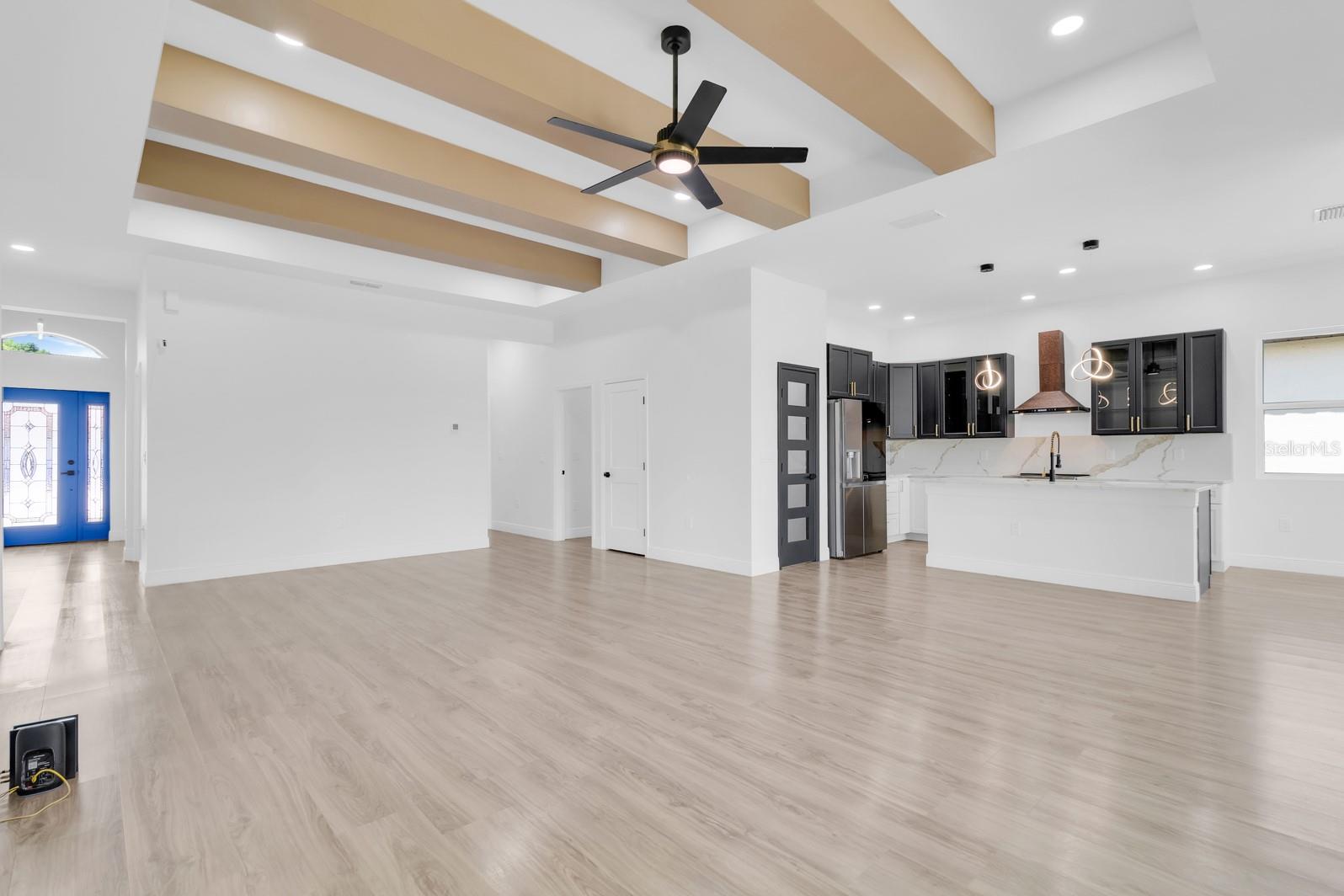 Image 12 of 50 For 376 Villa Sorrento Circle