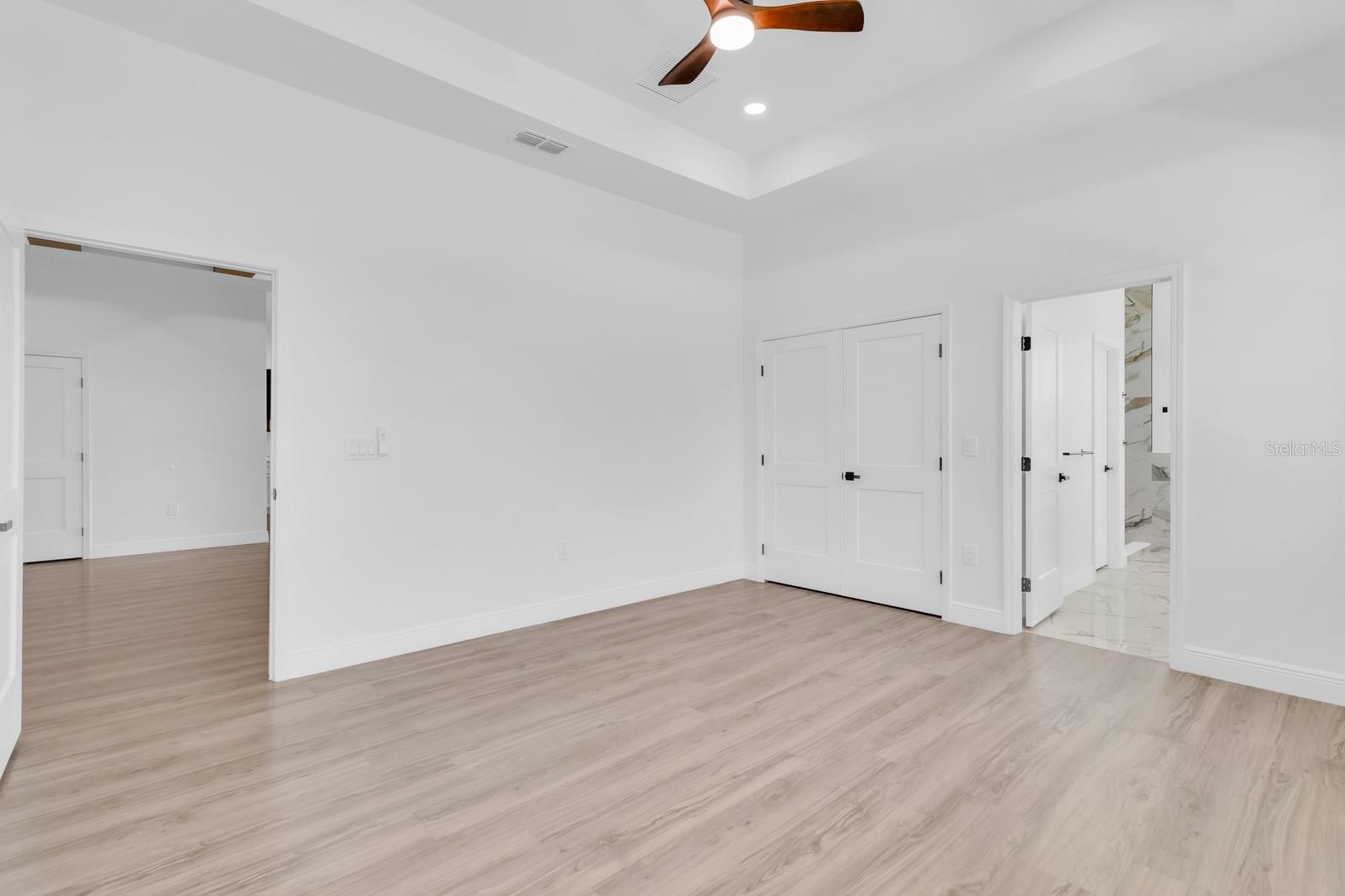 Image 19 of 50 For 376 Villa Sorrento Circle