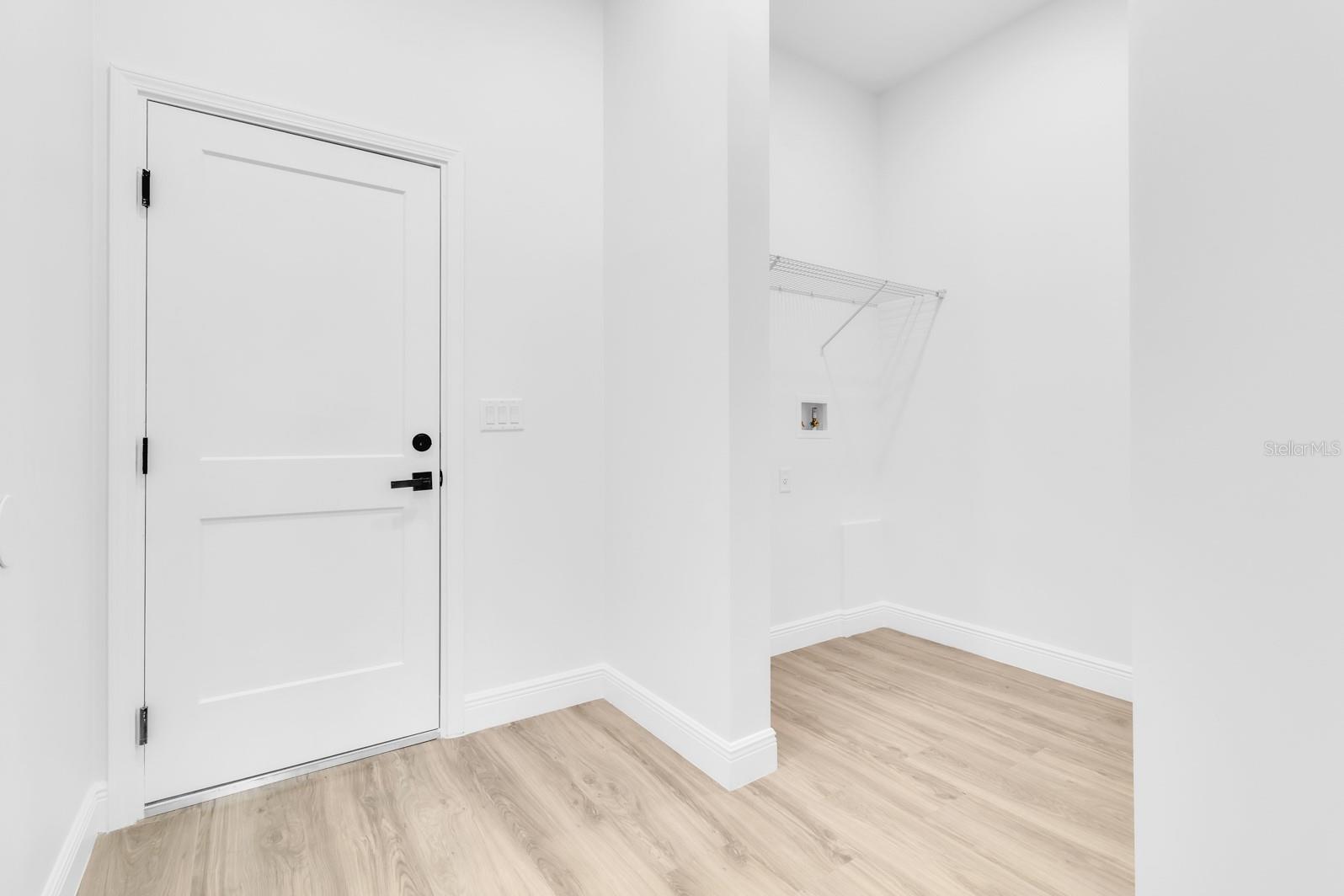 Image 27 of 50 For 376 Villa Sorrento Circle