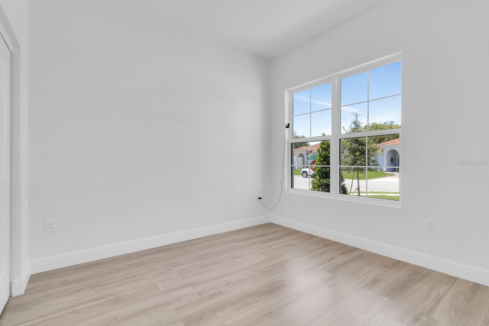 Image 29 of 50 For 376 Villa Sorrento Circle