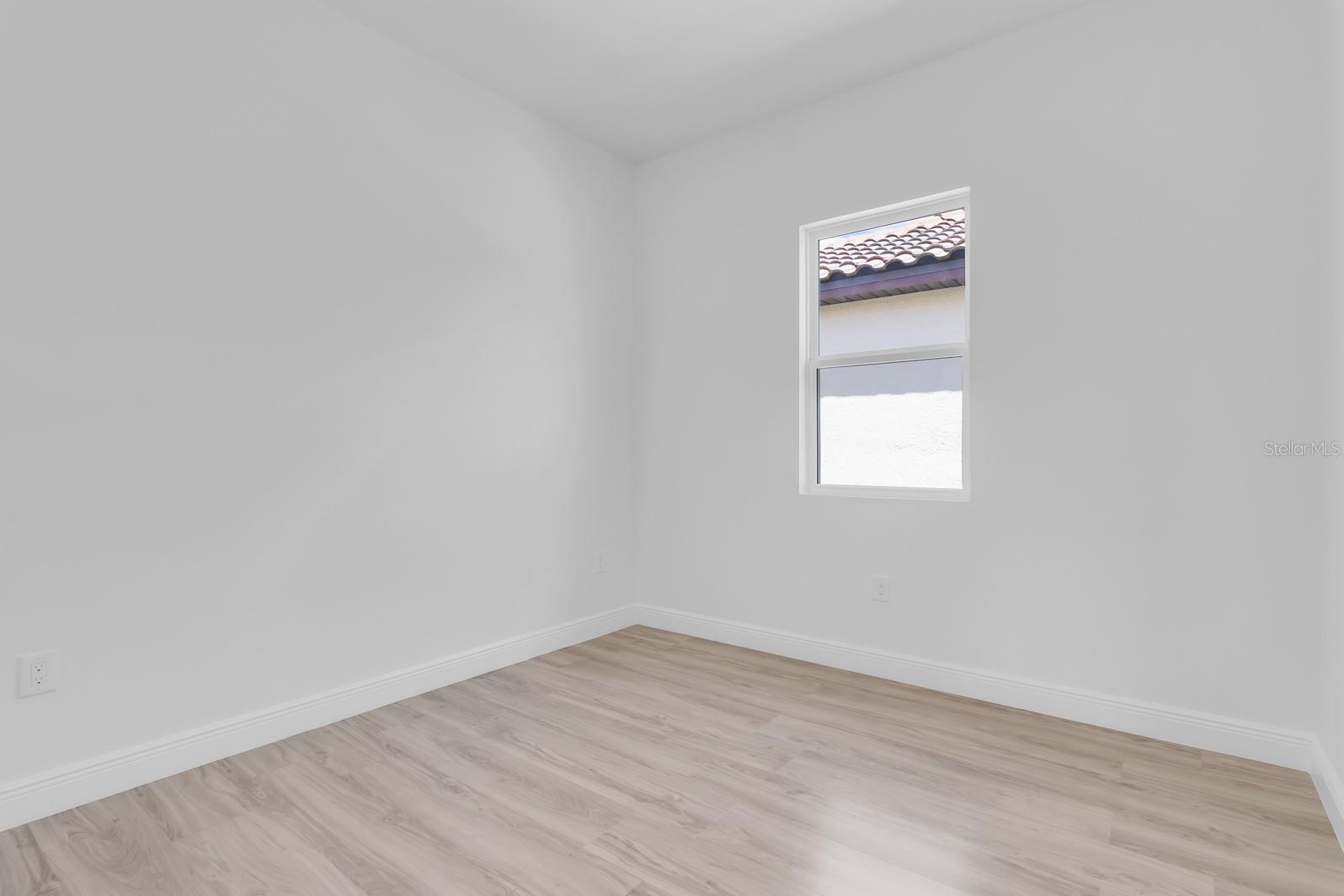 Image 35 of 50 For 376 Villa Sorrento Circle