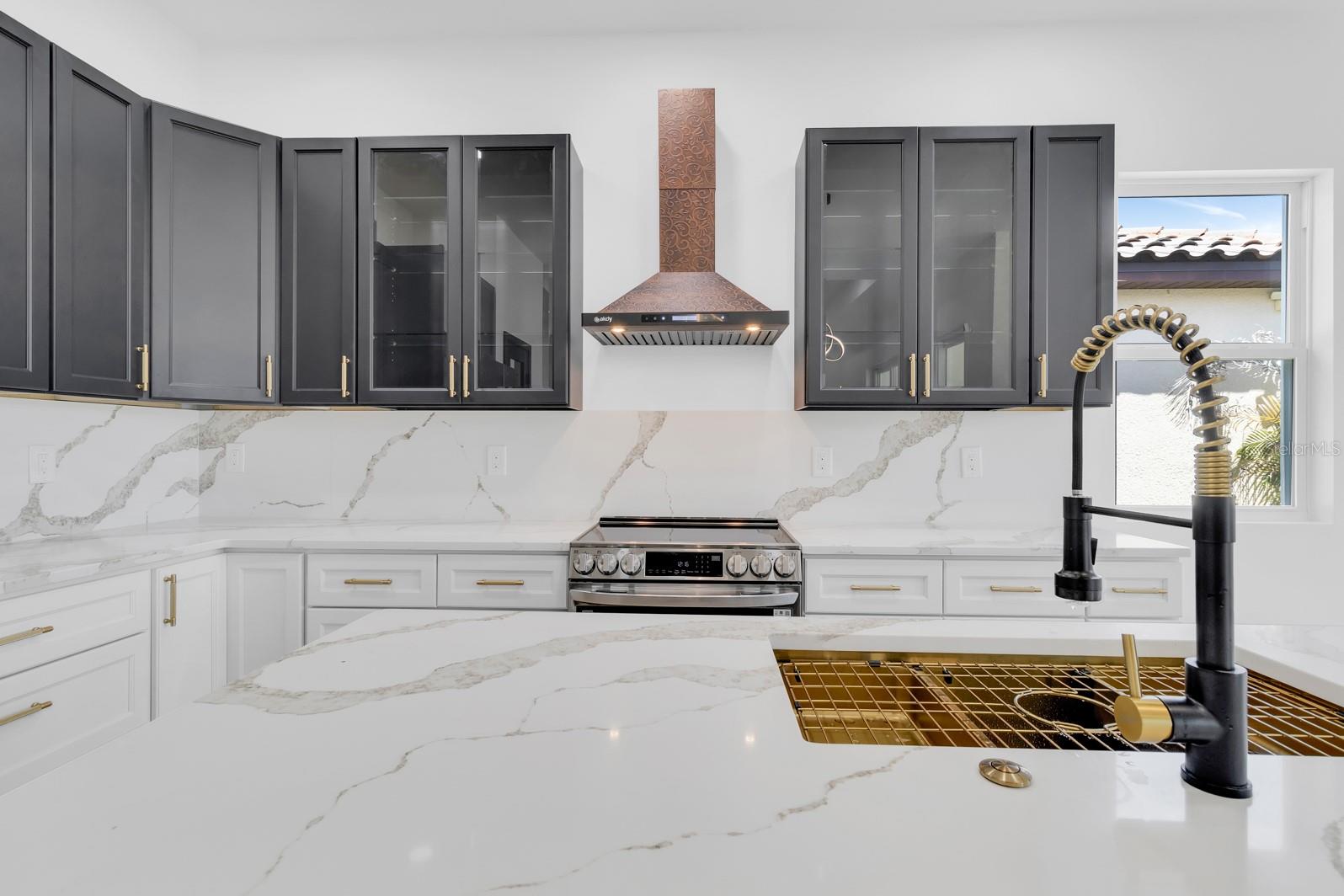 Image 5 of 50 For 376 Villa Sorrento Circle