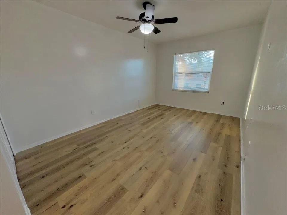 Image 11 of 27 For 9909 Sweepstakes Lane 4