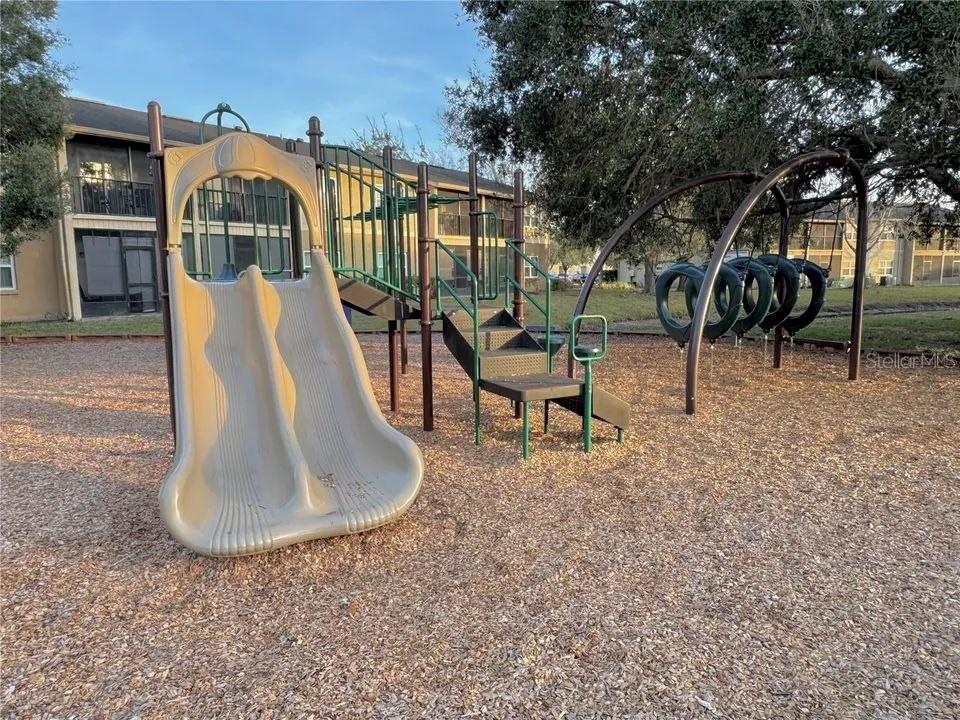 Image 26 of 27 For 9909 Sweepstakes Lane 4