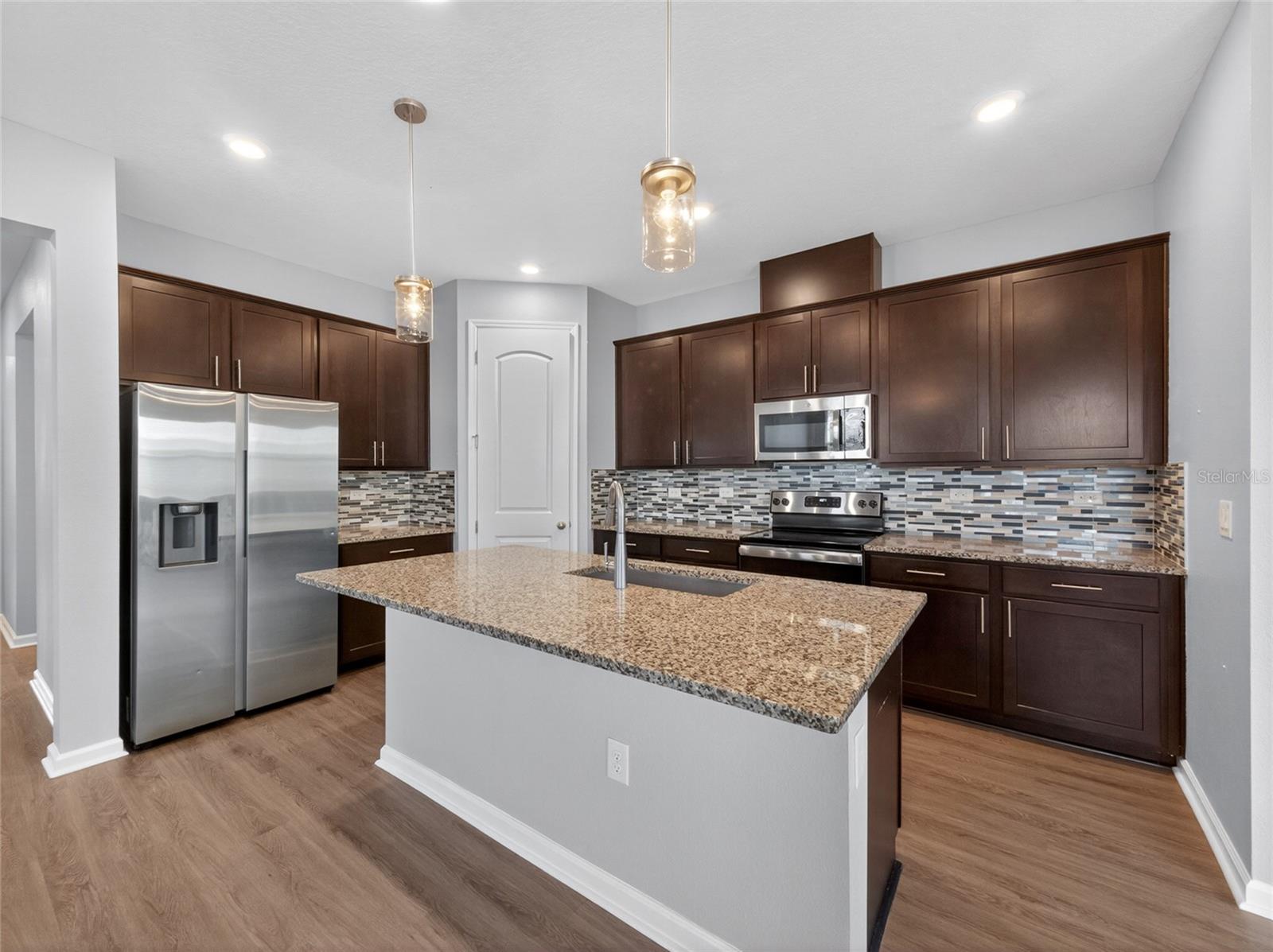 Image 7 of 25 For 8053 Cherrystone Street