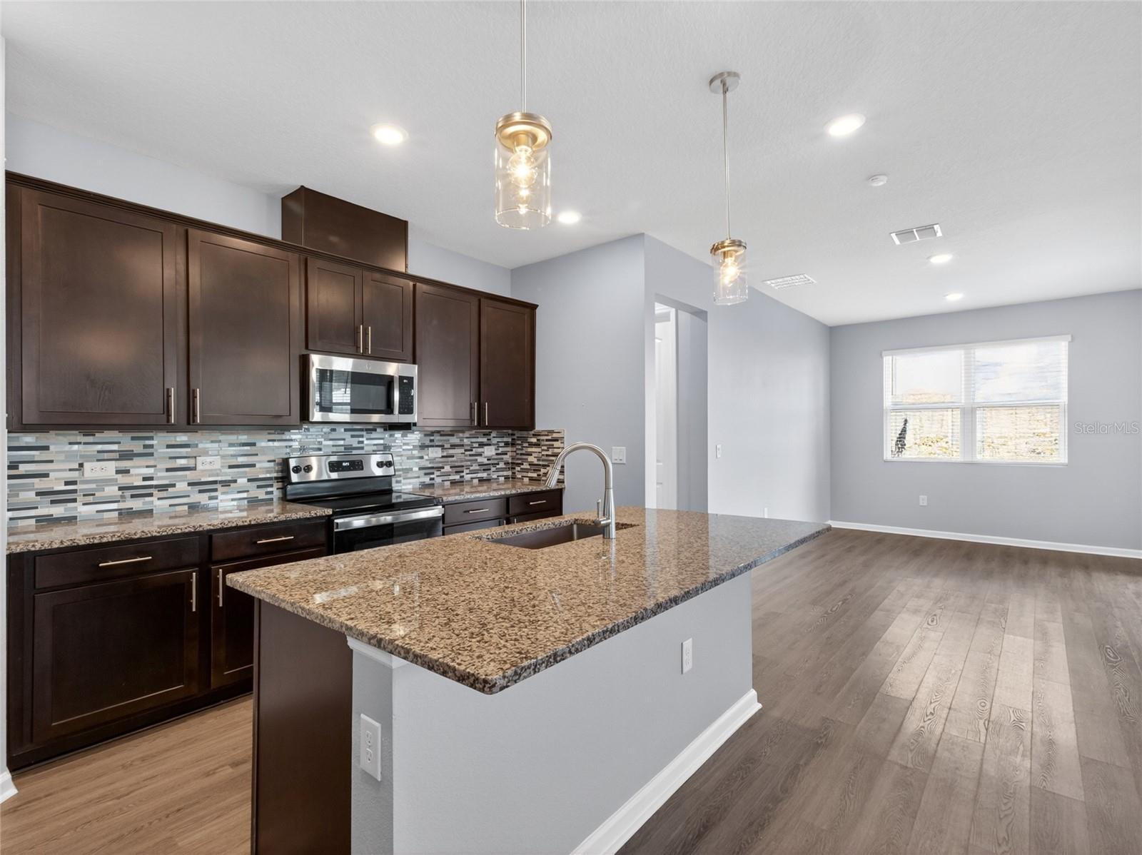 Image 8 of 25 For 8053 Cherrystone Street