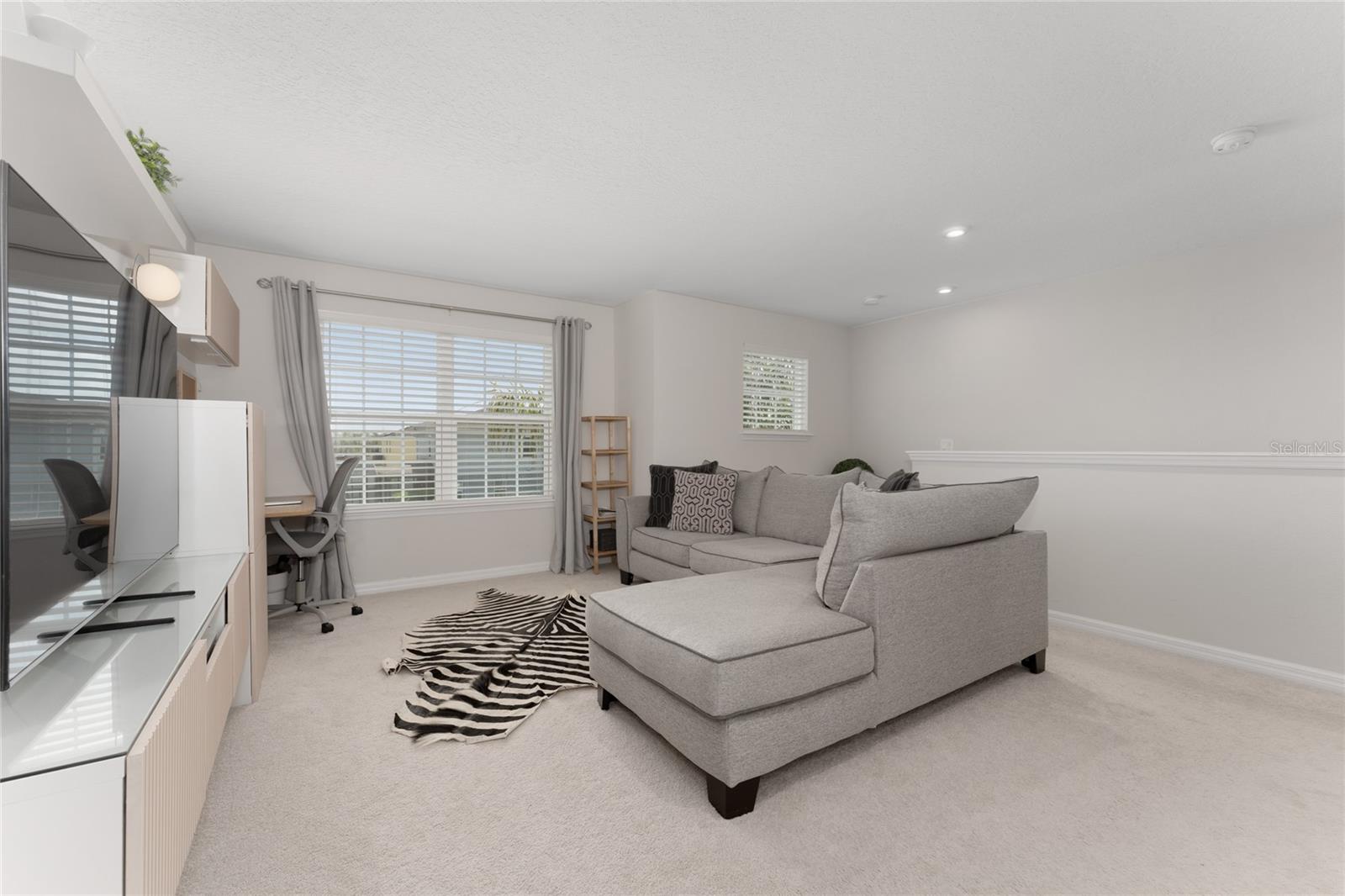 Image 14 of 33 For 3731 Crawley Down Loop