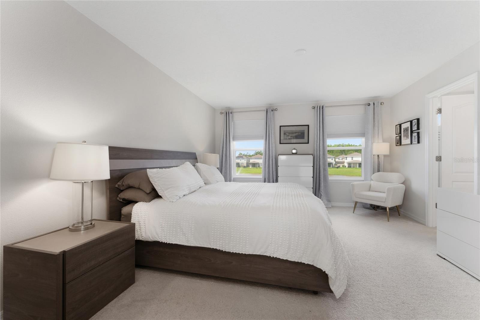 Image 17 of 33 For 3731 Crawley Down Loop