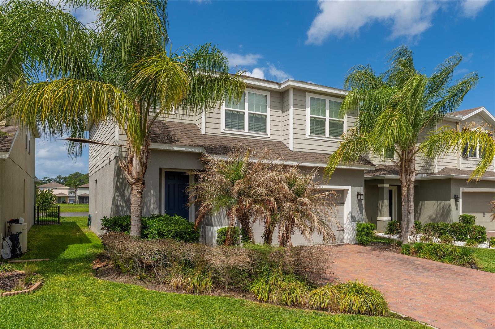 Image 4 of 33 For 3731 Crawley Down Loop