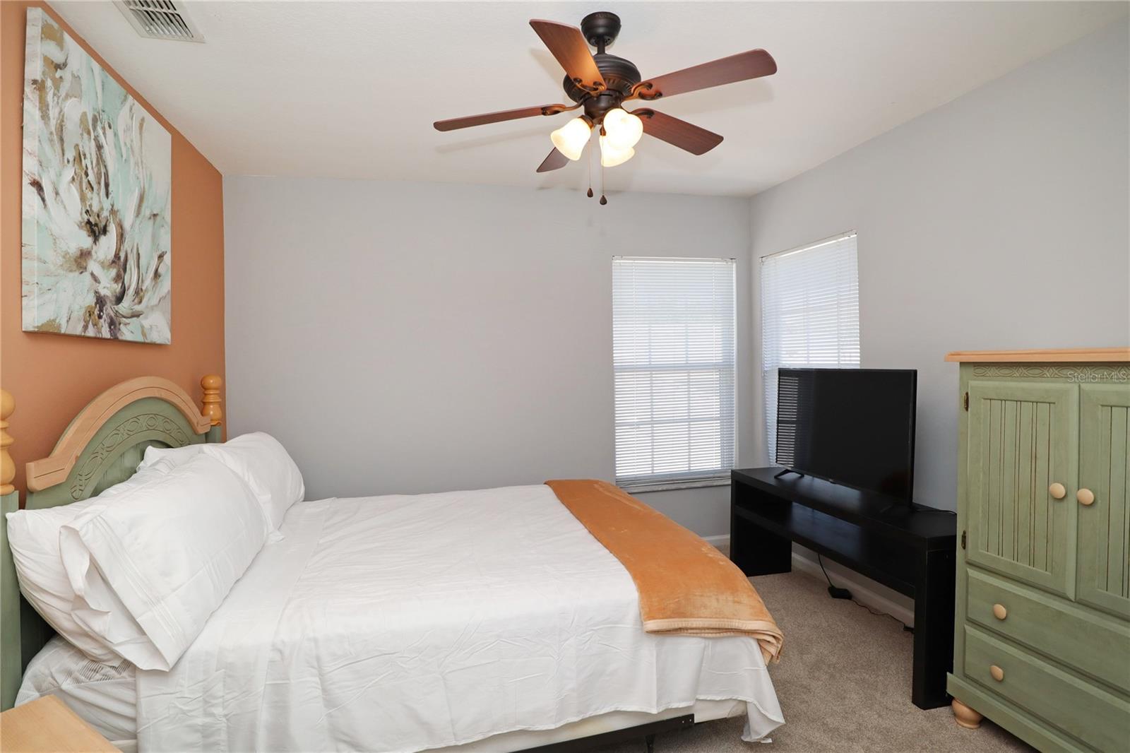 Image 25 of 42 For 8211 Fan Palm Way