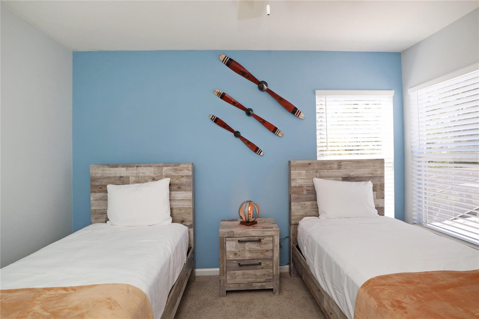 Image 26 of 42 For 8211 Fan Palm Way