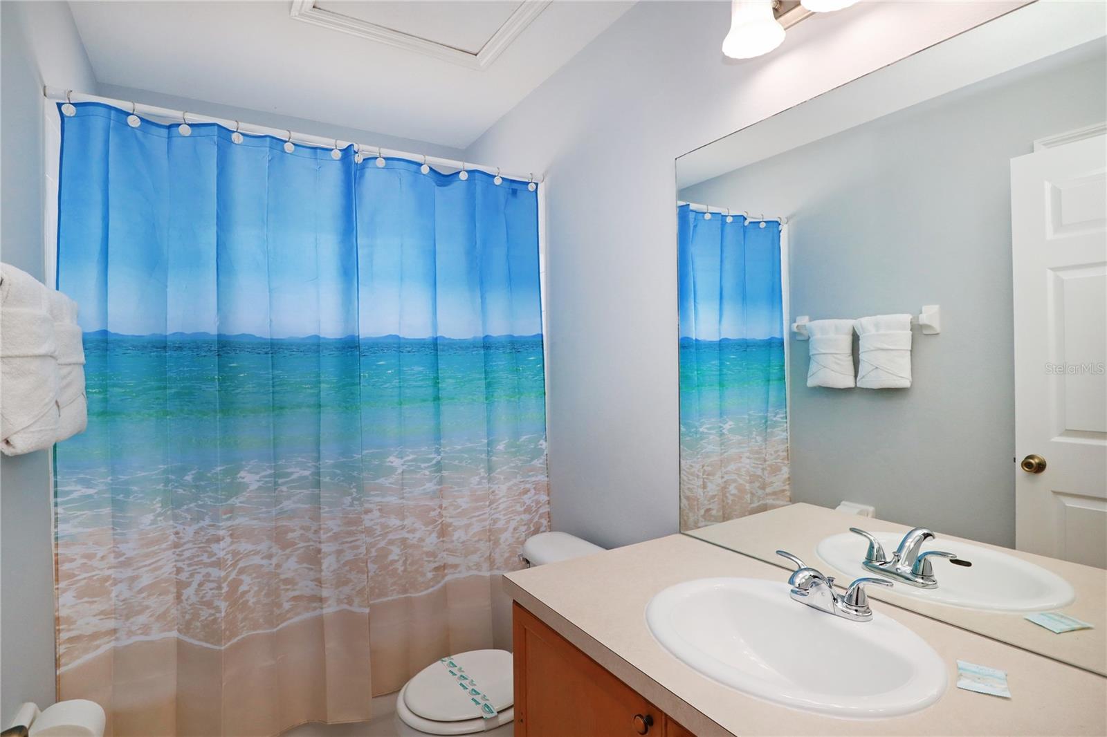 Image 29 of 42 For 8211 Fan Palm Way