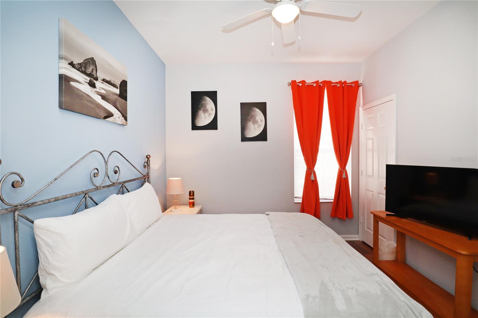 Image 31 of 42 For 8211 Fan Palm Way