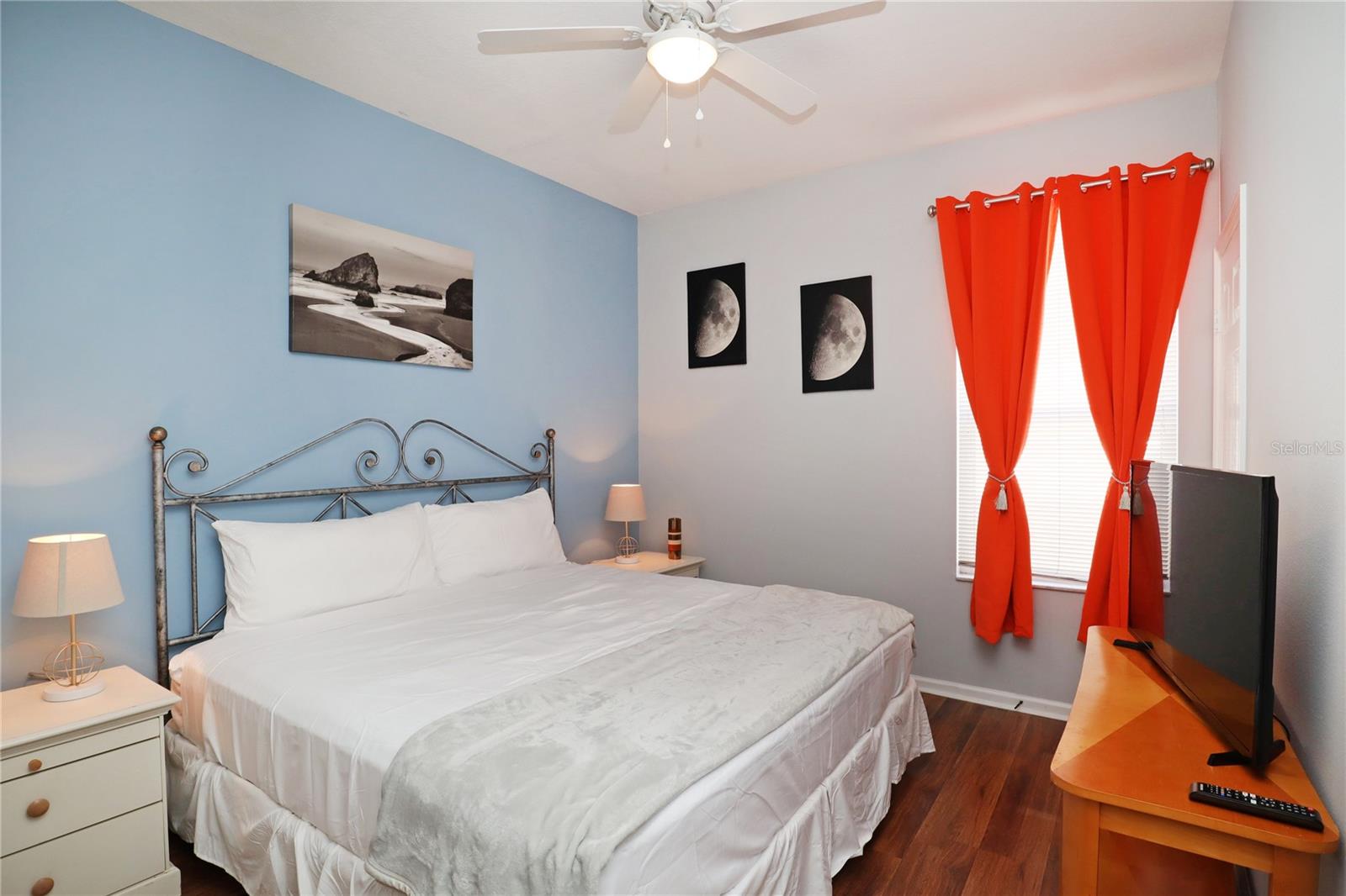 Image 32 of 42 For 8211 Fan Palm Way