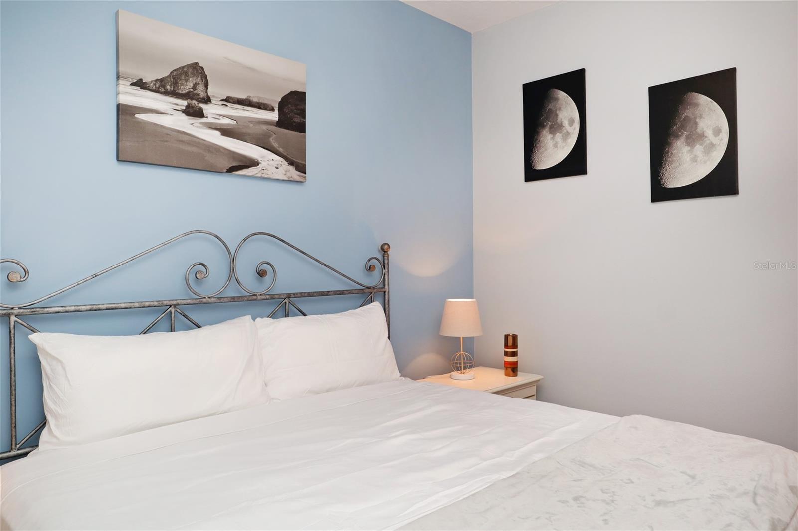 Image 33 of 42 For 8211 Fan Palm Way