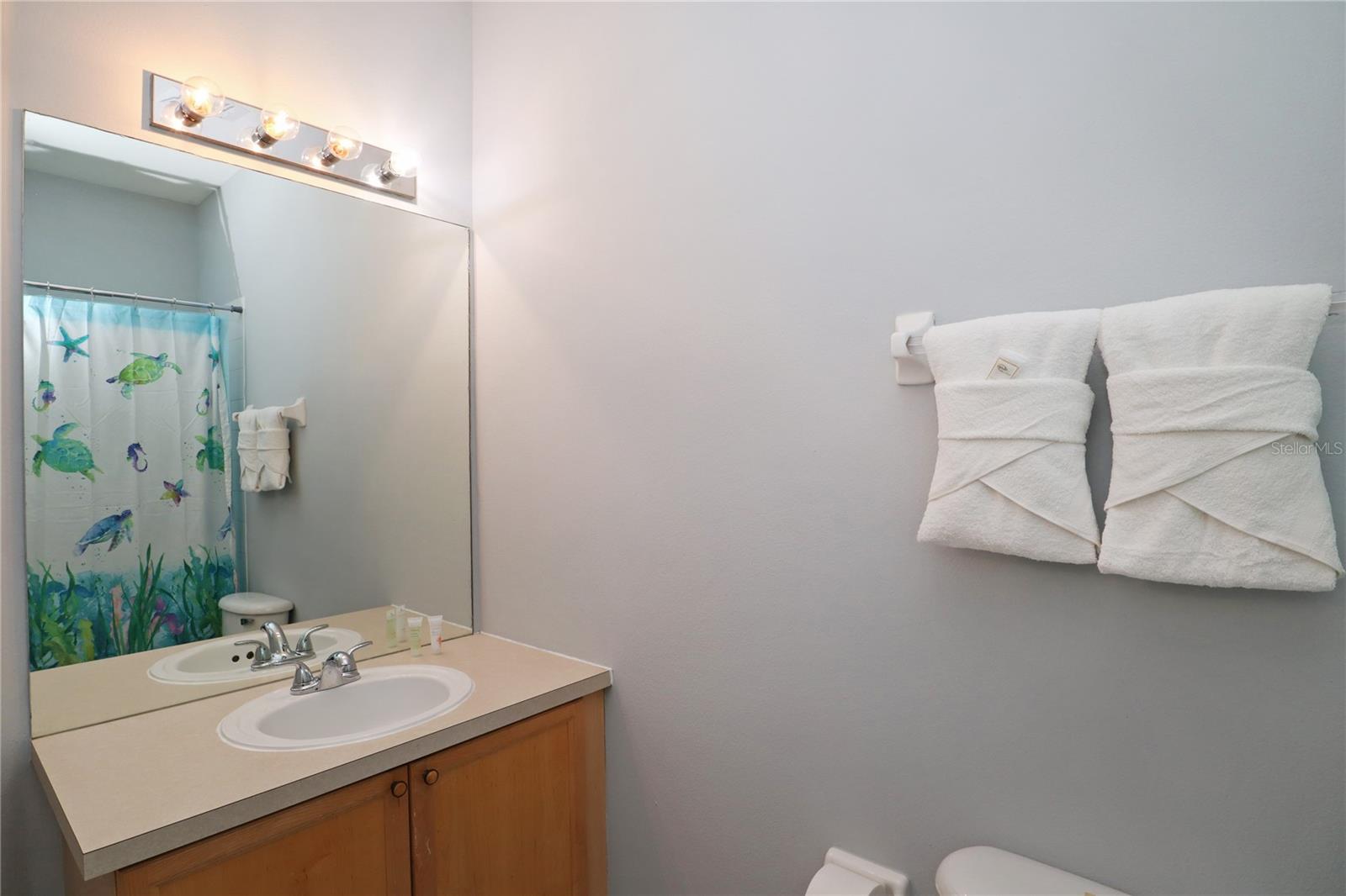 Image 41 of 42 For 8211 Fan Palm Way