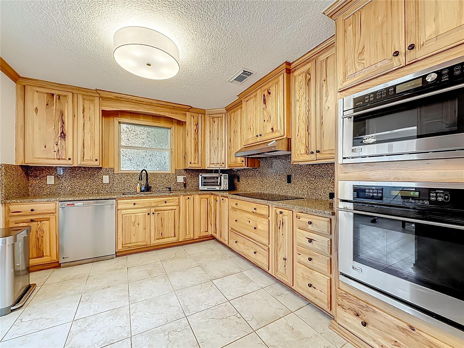 Image 18 of 77 For 6380 Bahaia Road