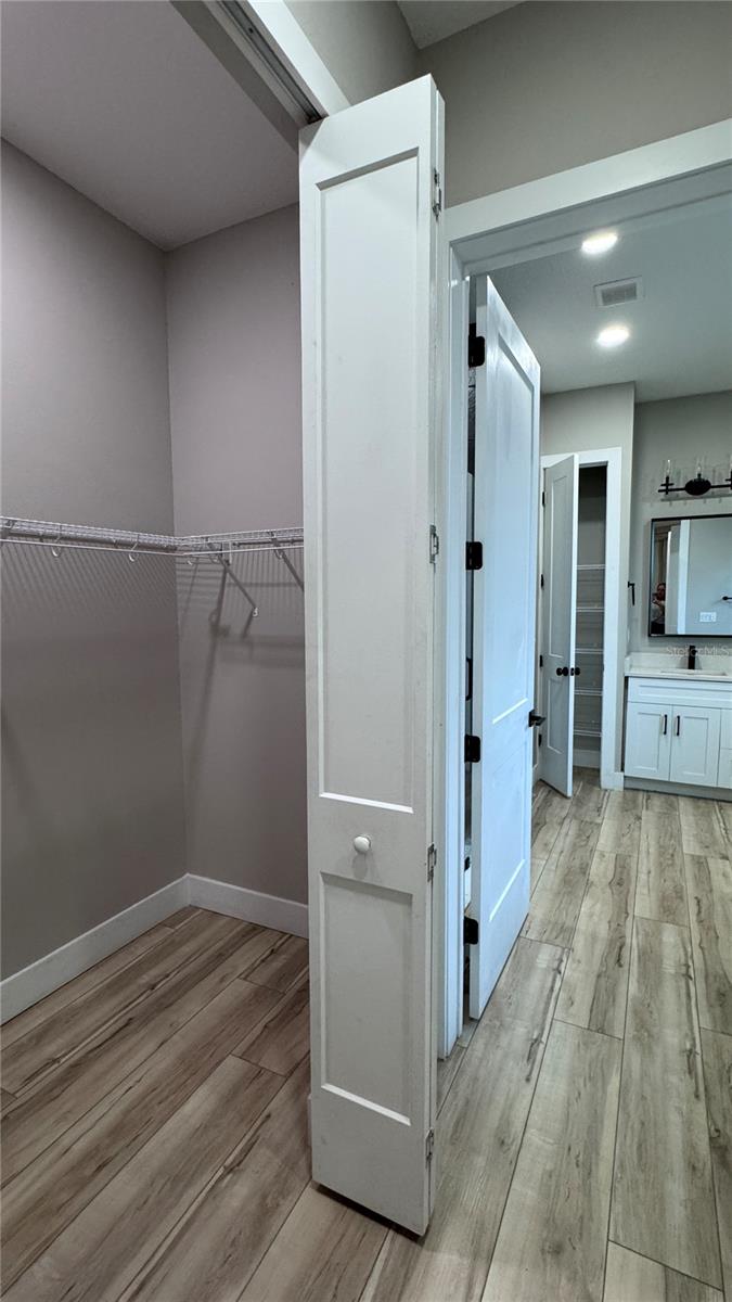 Image 6 of 23 For 971 Granata Avenue Se