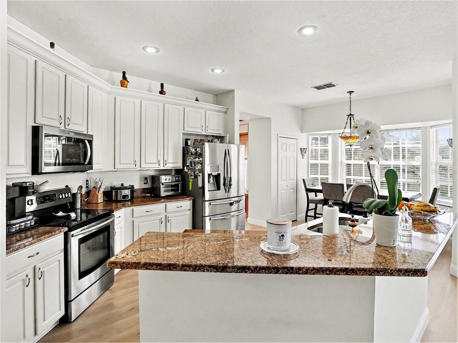 Image 11 of 33 For 4992 Hook Hollow Circle