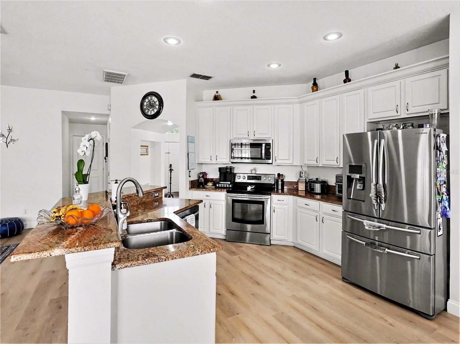 Image 12 of 33 For 4992 Hook Hollow Circle