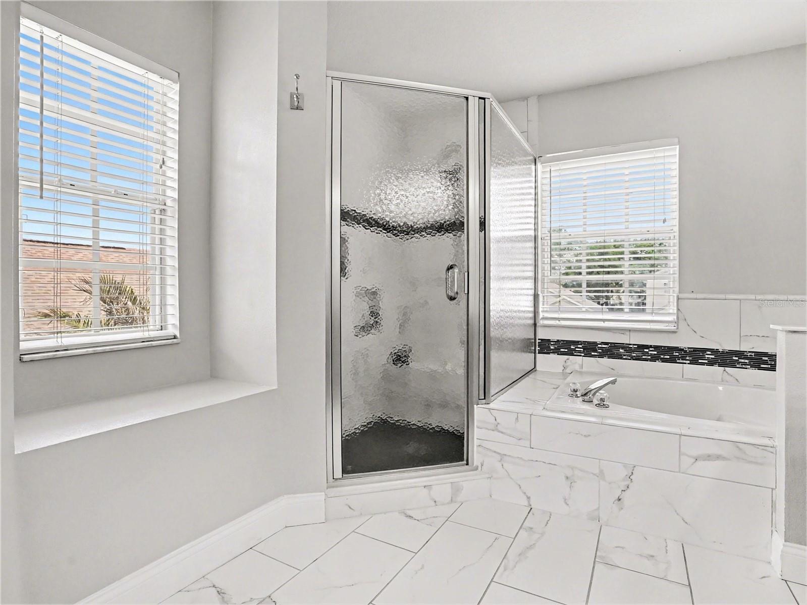 Image 22 of 33 For 4992 Hook Hollow Circle