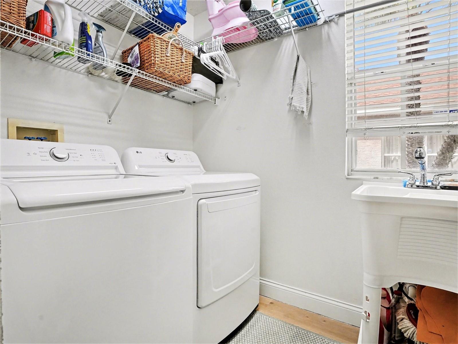 Image 24 of 33 For 4992 Hook Hollow Circle