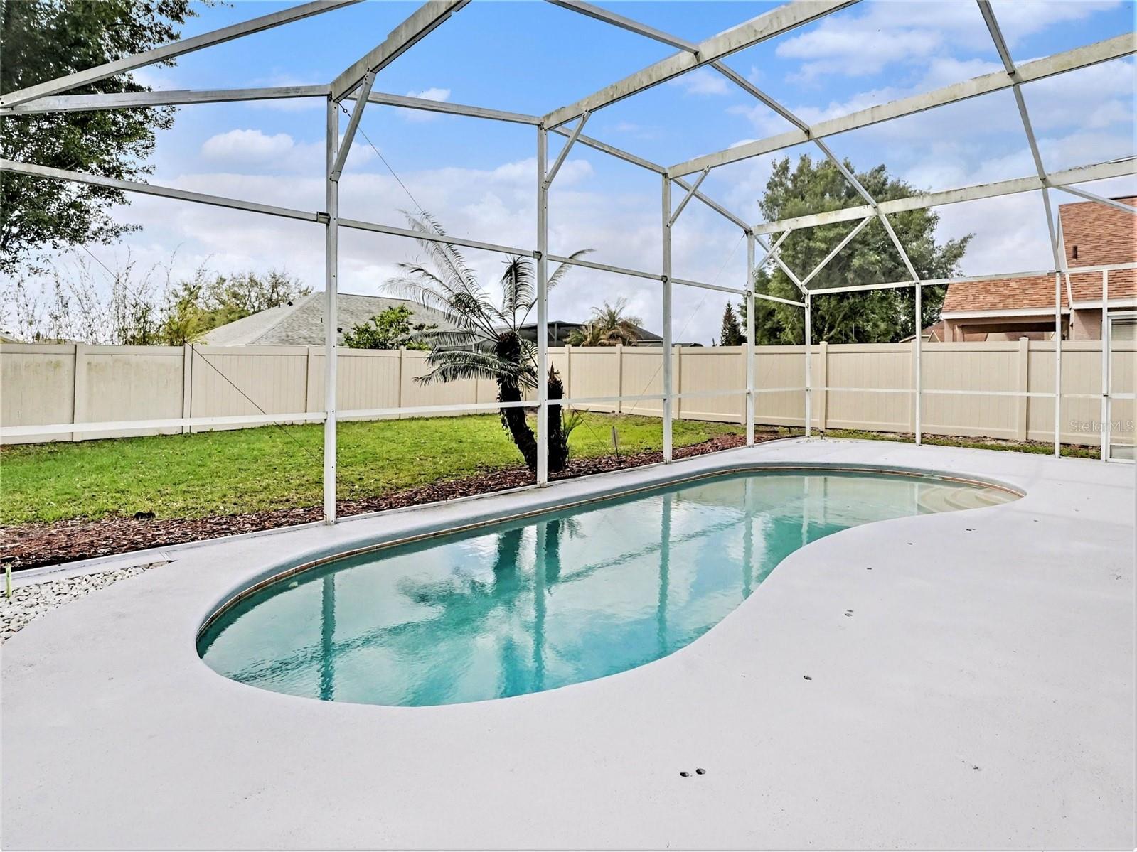 Image 28 of 33 For 4992 Hook Hollow Circle