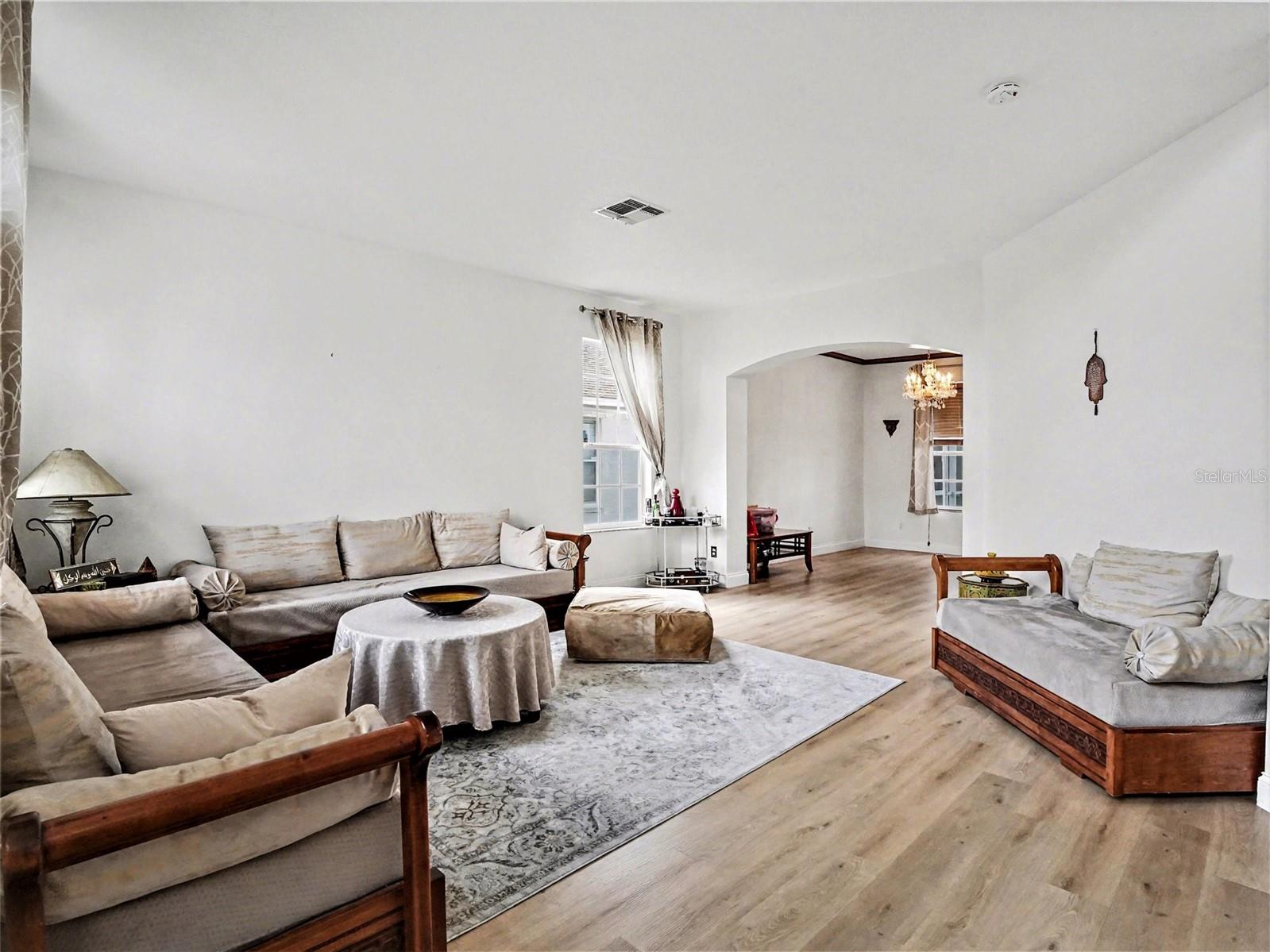 Image 5 of 33 For 4992 Hook Hollow Circle