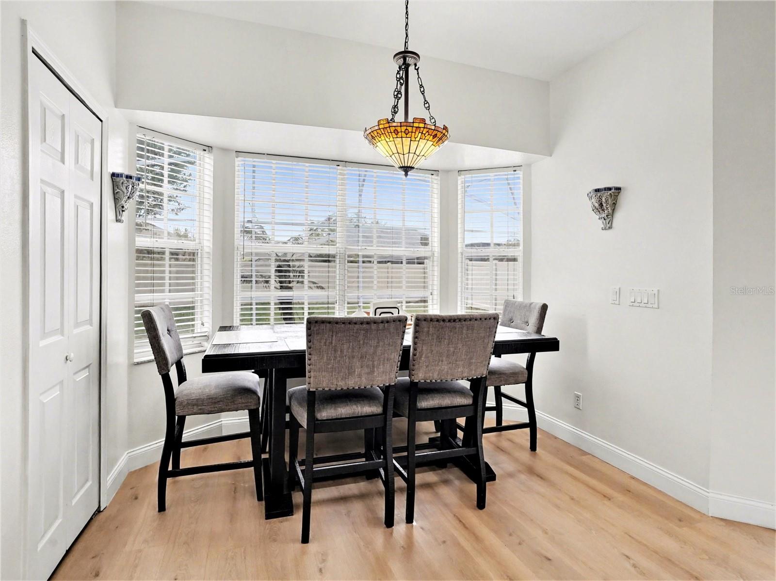 Image 8 of 33 For 4992 Hook Hollow Circle