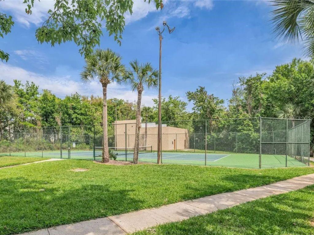 Image 12 of 16 For 4818 Semoran Boulevard 503