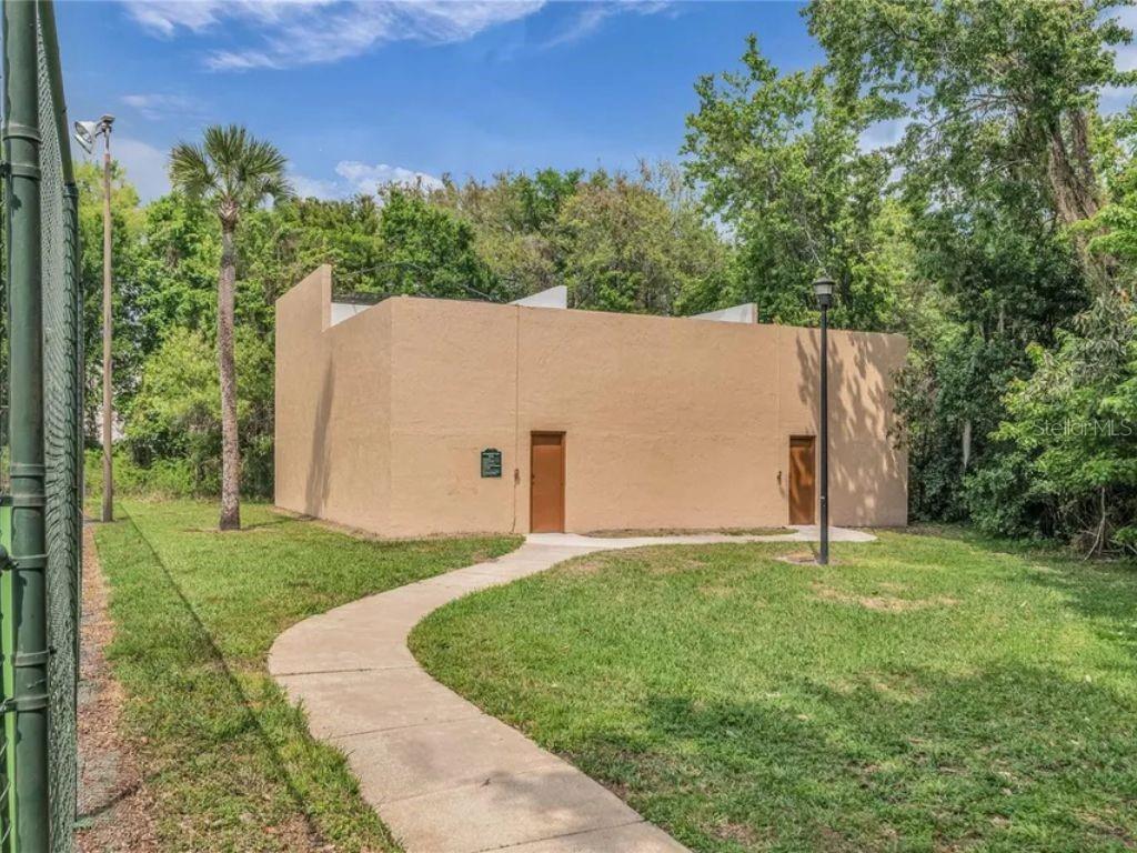 Image 16 of 16 For 4818 Semoran Boulevard 503
