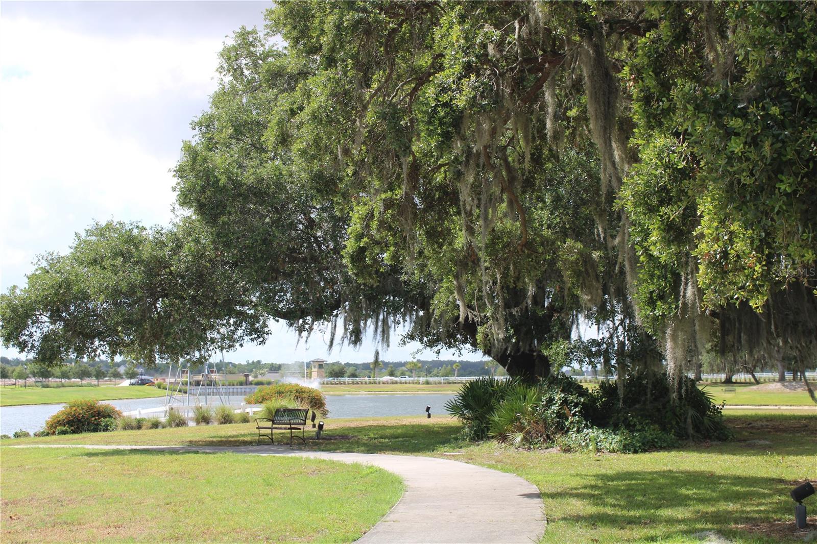 Image 16 of 19 For 1593 Diamond Loop Drive