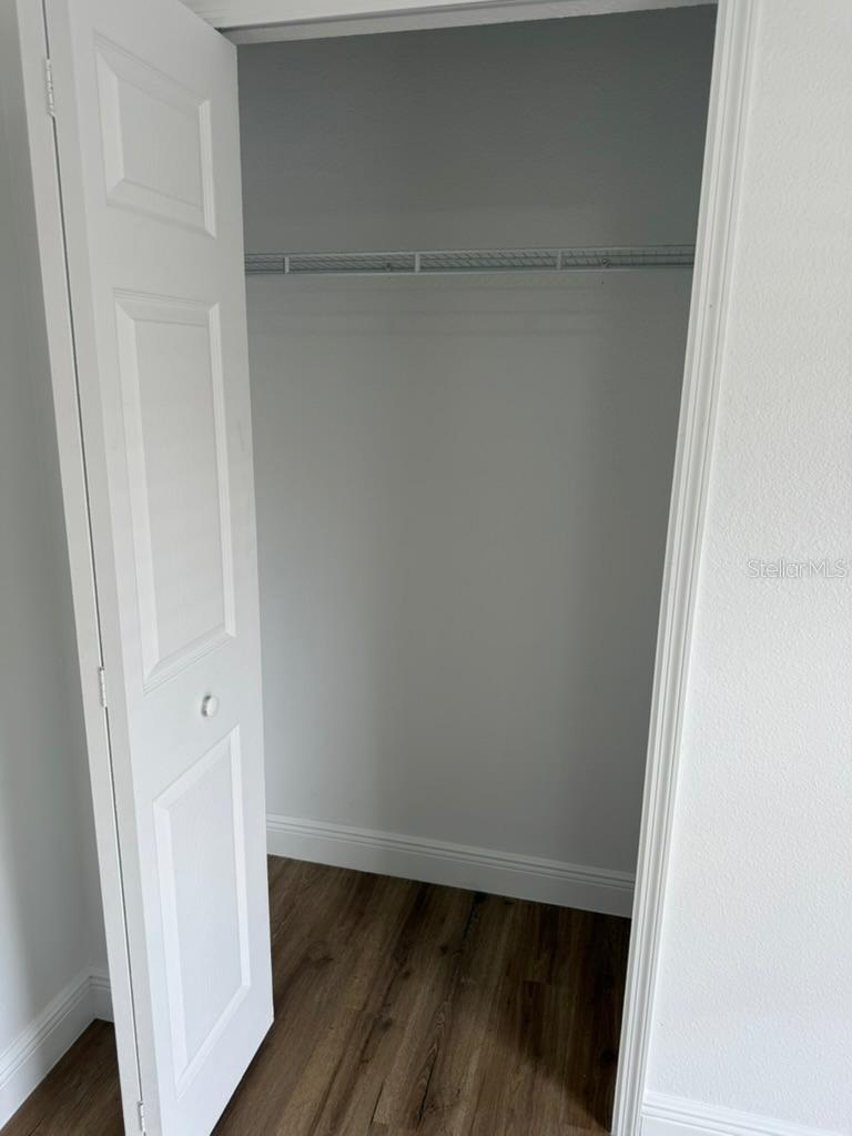 Image 11 of 17 For 9743 Hollyhill Drive