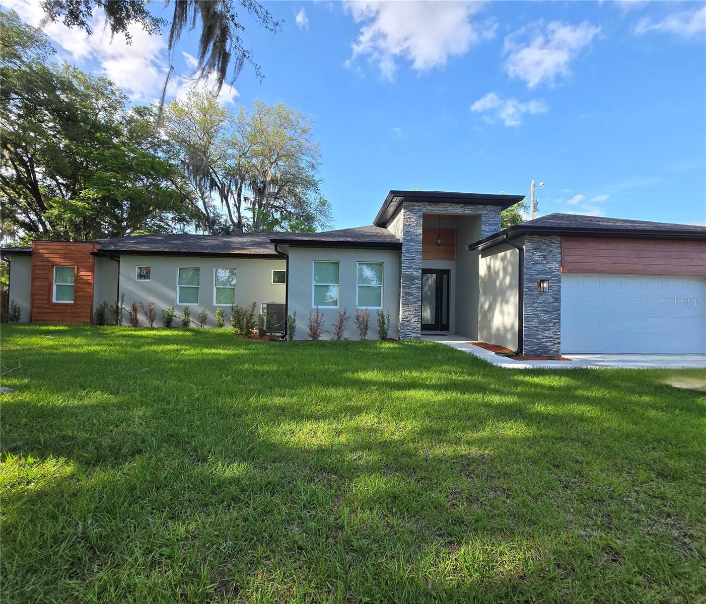 Details for 106 Lake Drive, OVIEDO, FL 32765