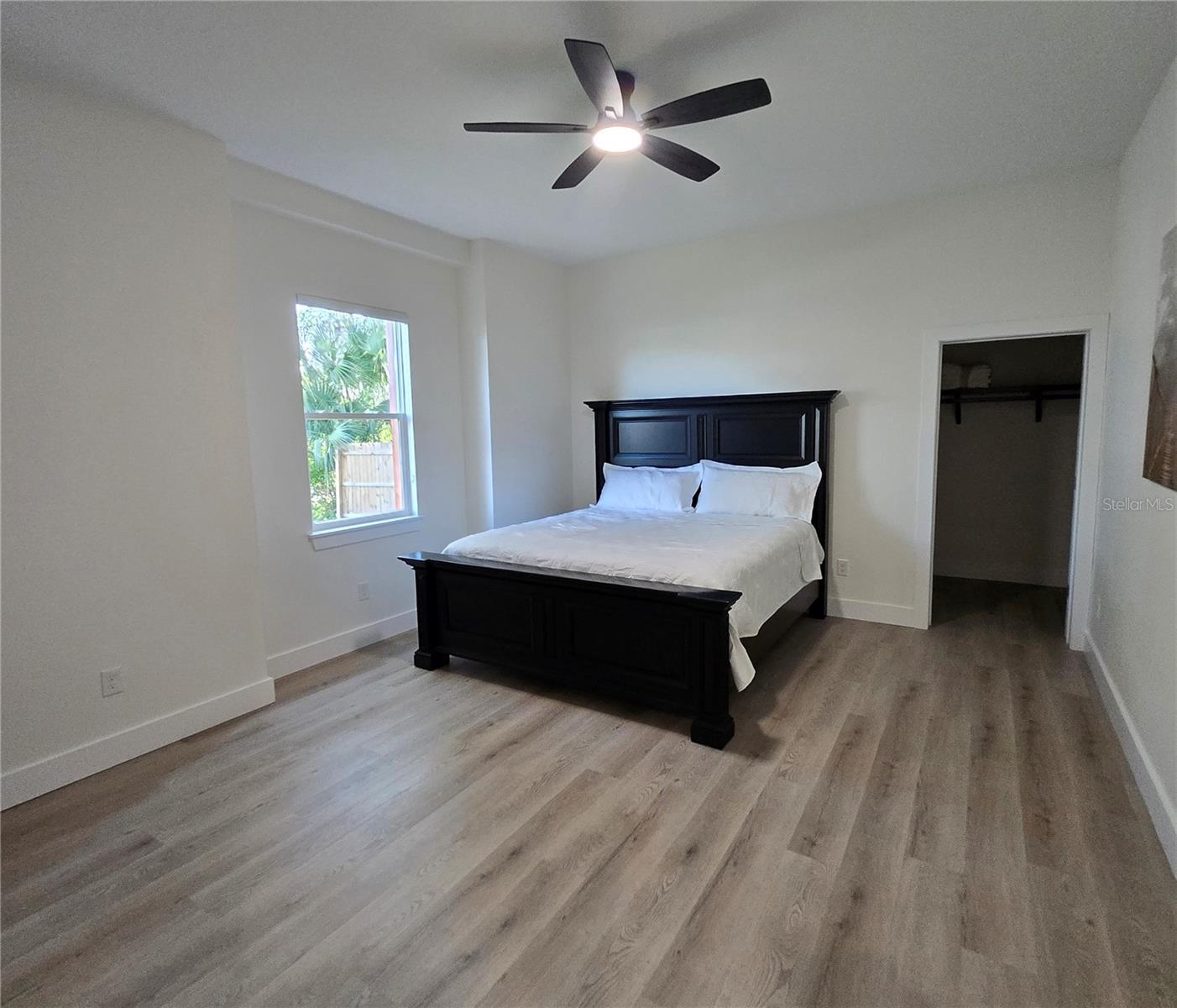 Image 12 of 20 For 106 Lake Drive